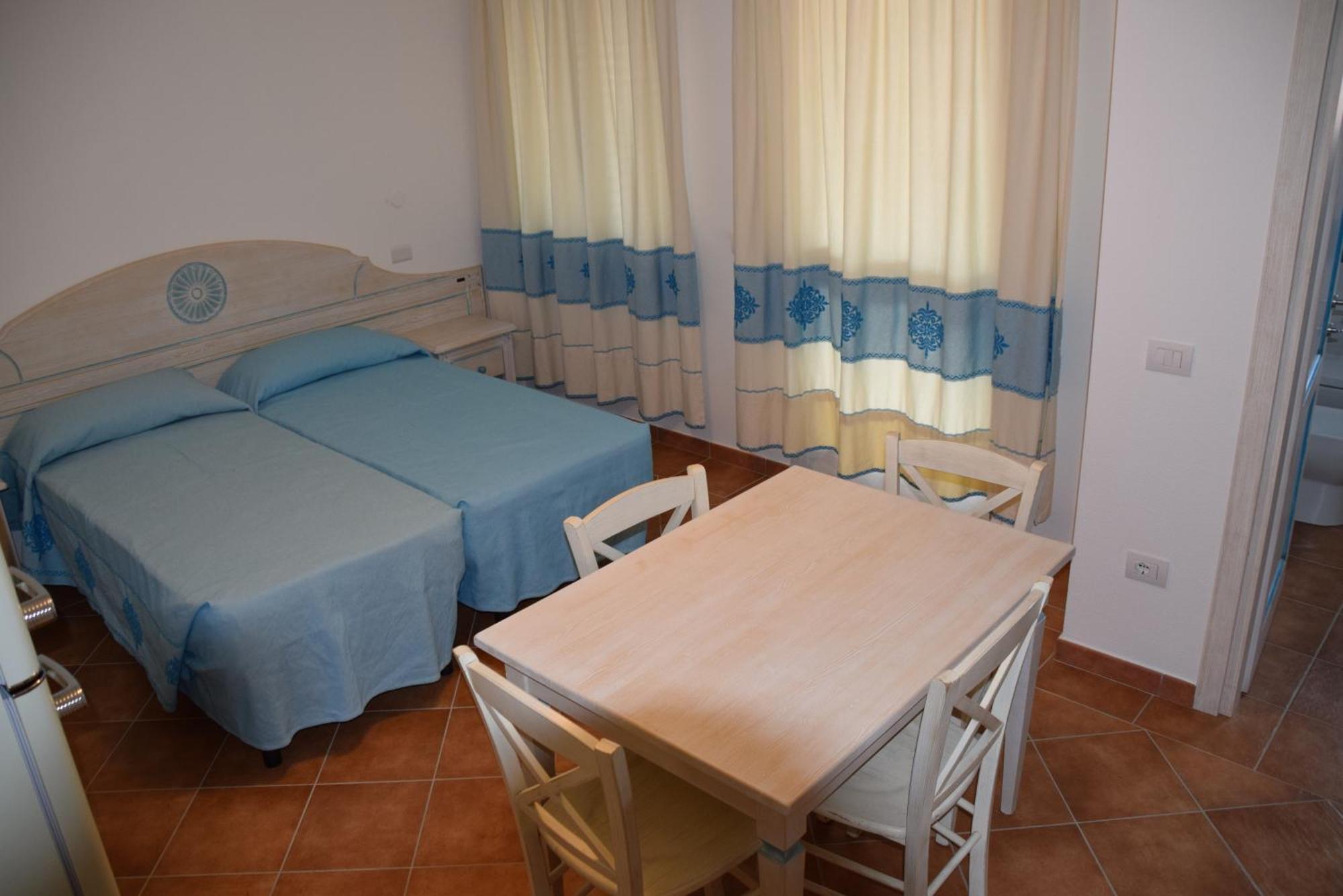 Residence Leonardo Da Vinci Orosei Extérieur photo