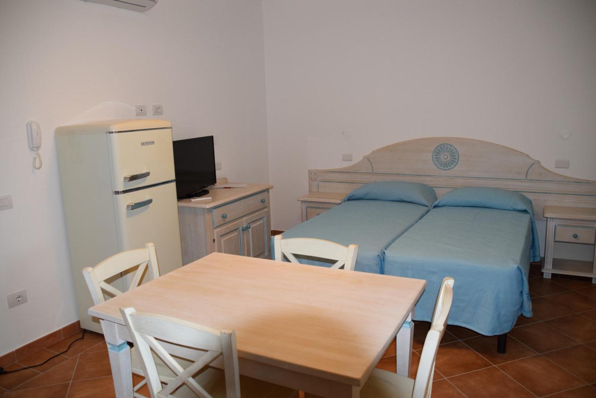 Residence Leonardo Da Vinci Orosei Extérieur photo